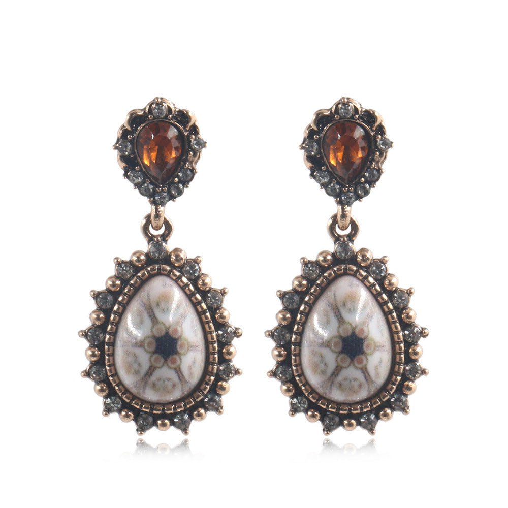 Retro Leaf Geometric Rhinestone Earrings