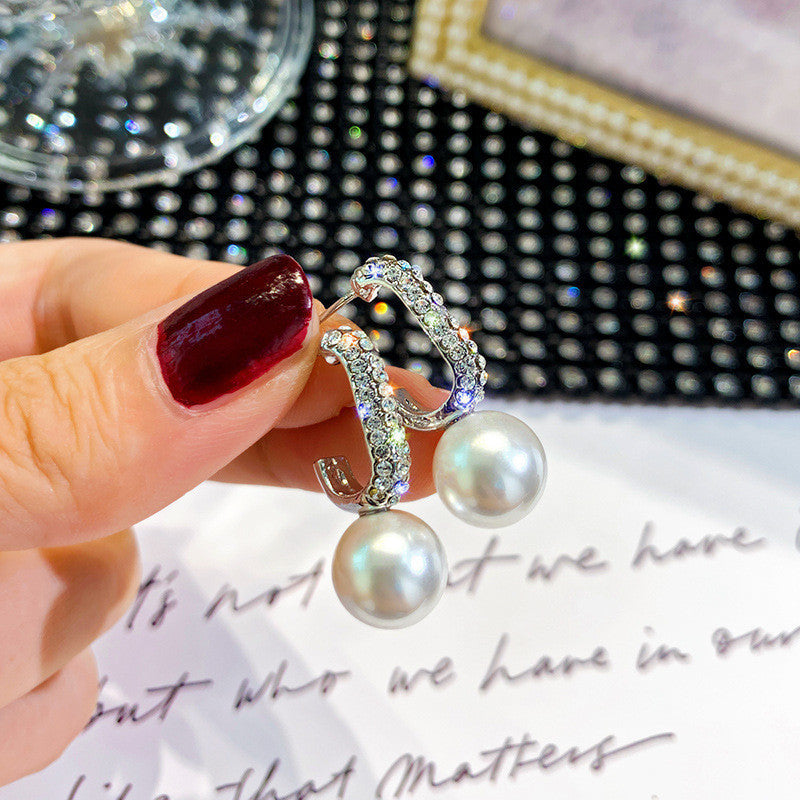 C- Shaped Pearl Earrings