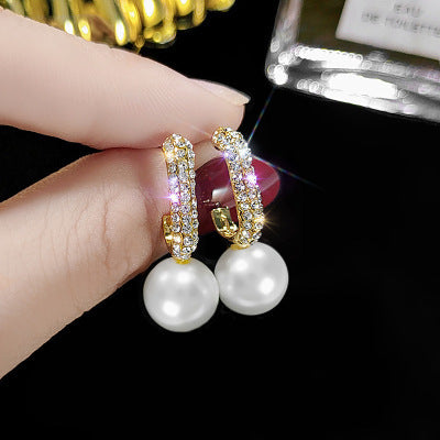 C- Shaped Pearl Earrings